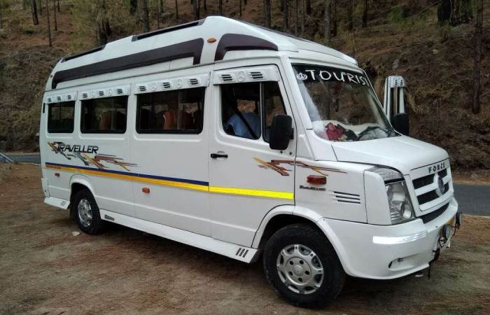 12 Seater Tempo Traveller