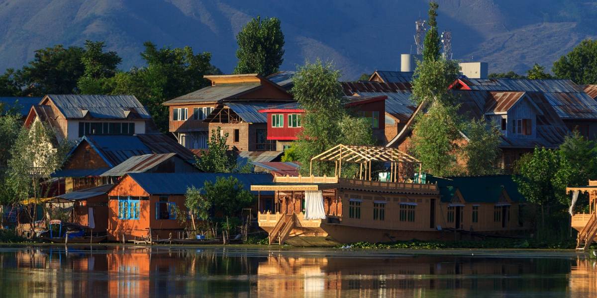 Chandigarh–Amritsar–Jammu–Srinagar Scenic Journey